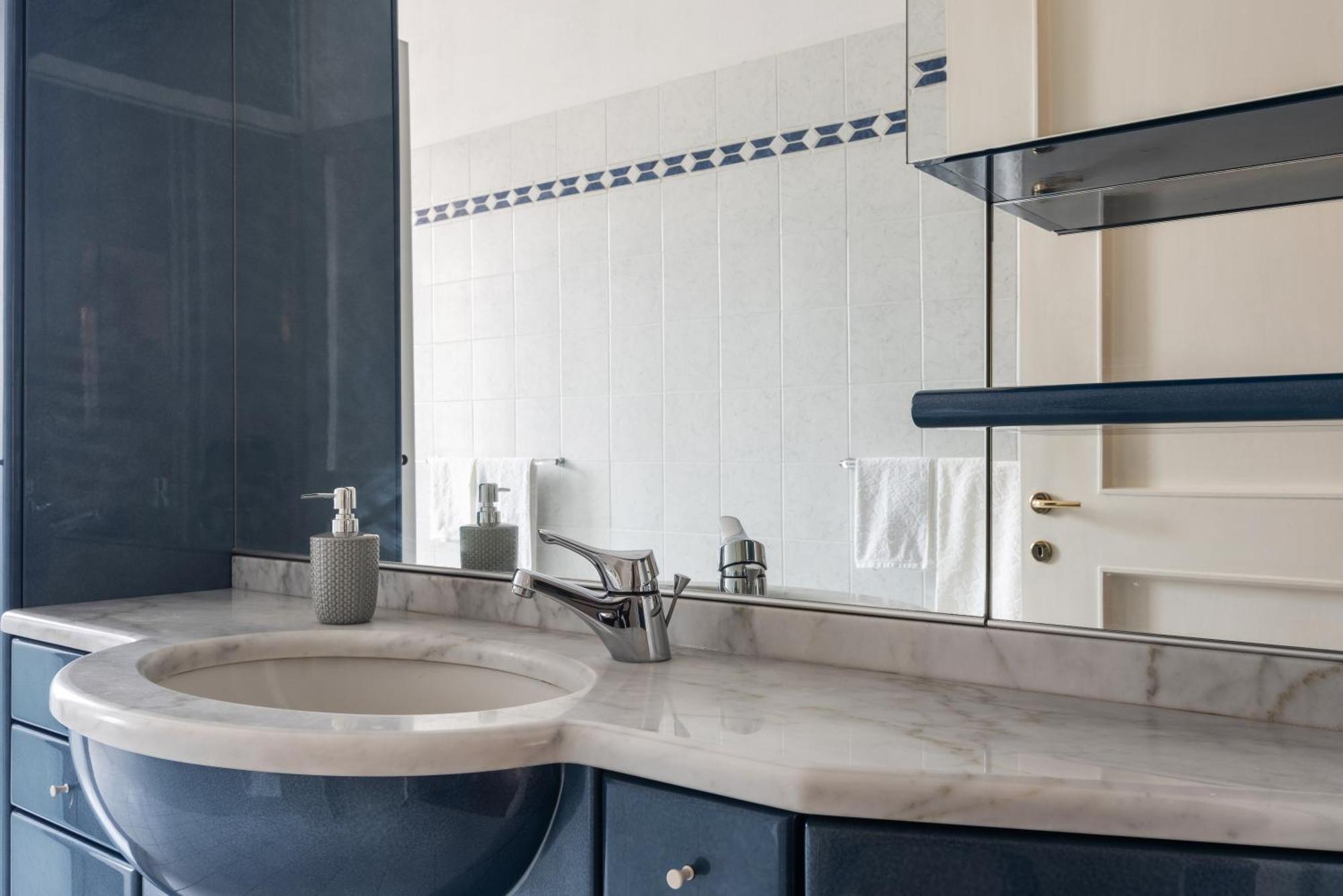 Il Bilocale Con Terrazzo Dei Marchesi Apartment Milano Exterior foto